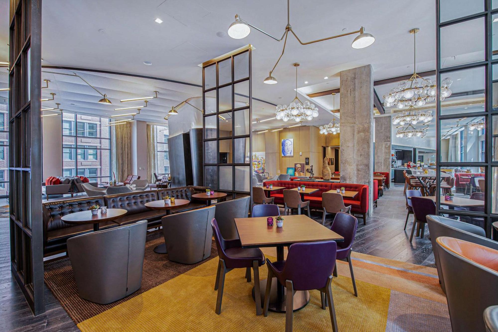 Hotel Canopy By Hilton Arts District 4*